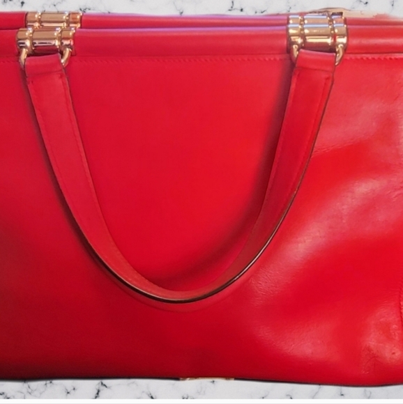 Limited edition Coach X Selena Gomez Cherry Red Leather Satchel - Picture 4 of 9